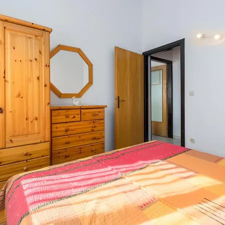 Zlata Mit Schoenem Aussblick Apartment *